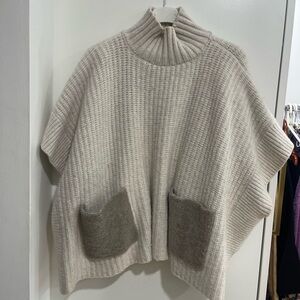 CLUB MONACO Wool grey top with shearling pocket sleeveless